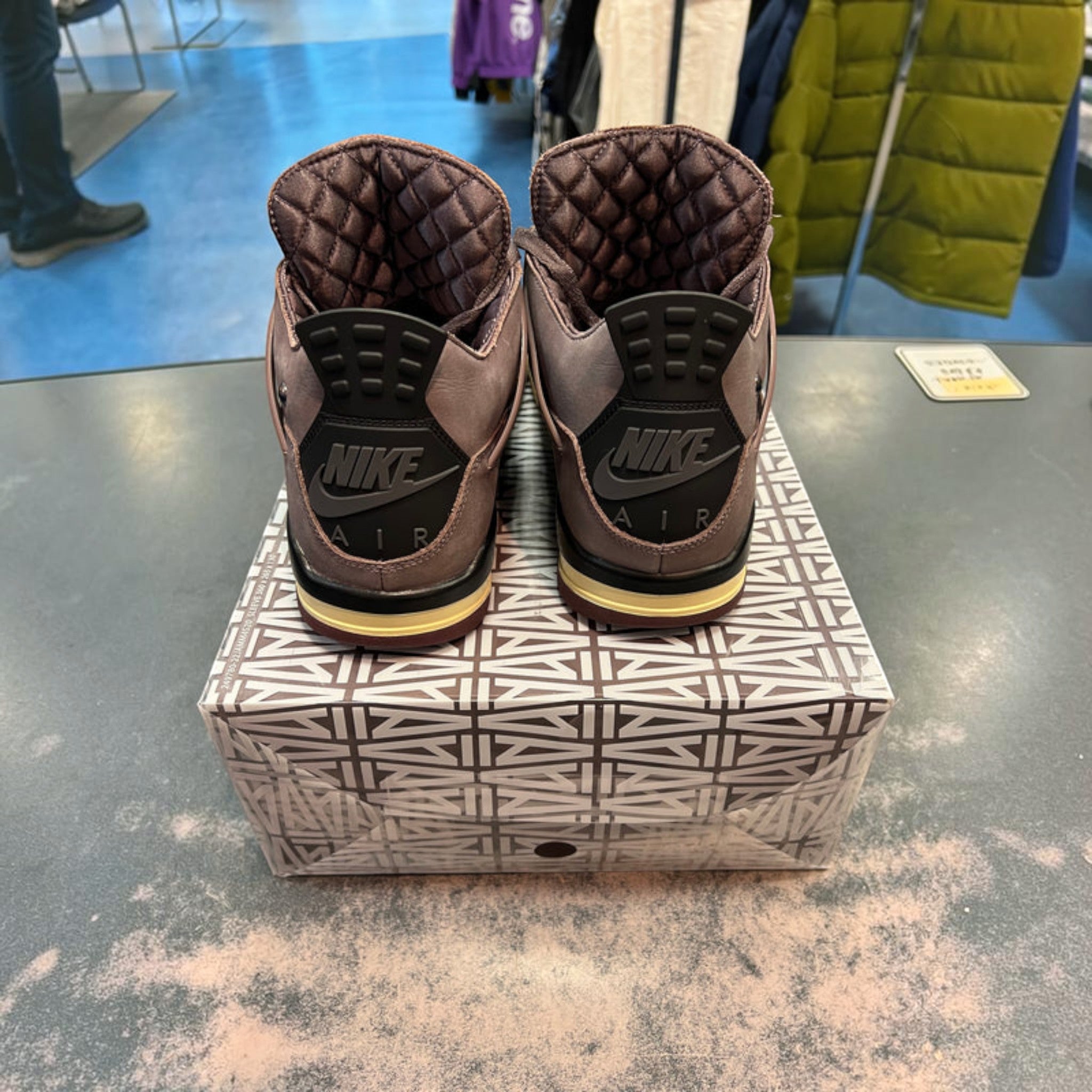 Jordan 4 "A Ma Maniere Violet Ore" size 13M Preowned - Hype World