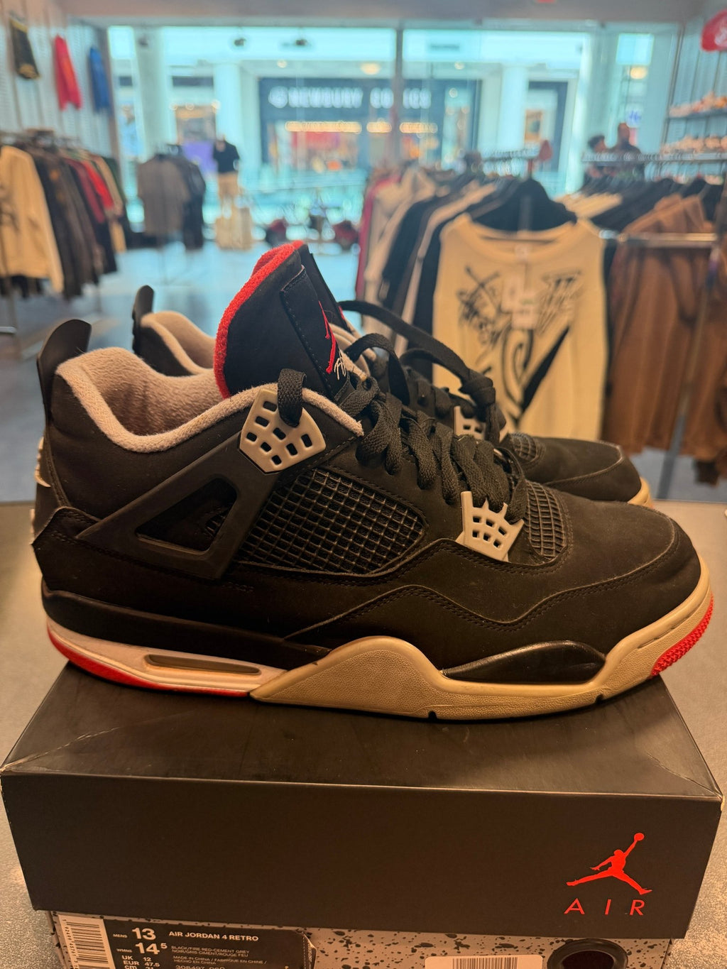 Jordan 4 "Bred" Size 13 Preowned - Hype World