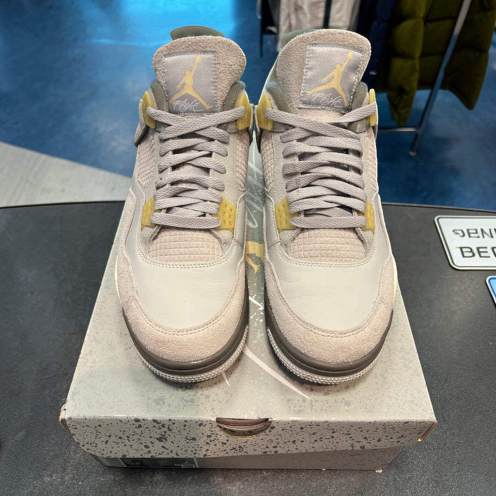 Jordan 4 "Craft Photon Dust" Size 12M Preowned - Hype World