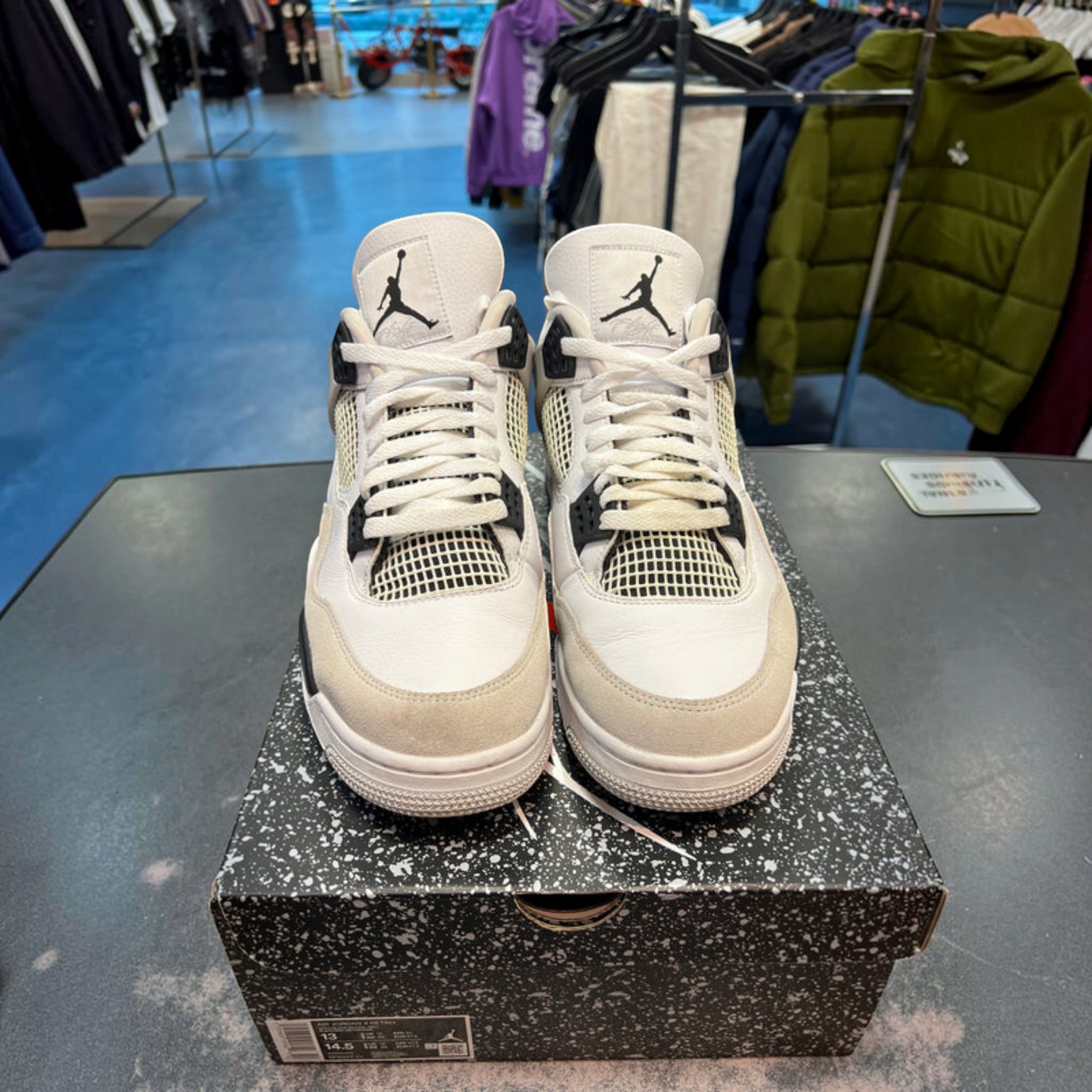 Jordan 4 "Military Black" Size 13M Preowned - Hype World