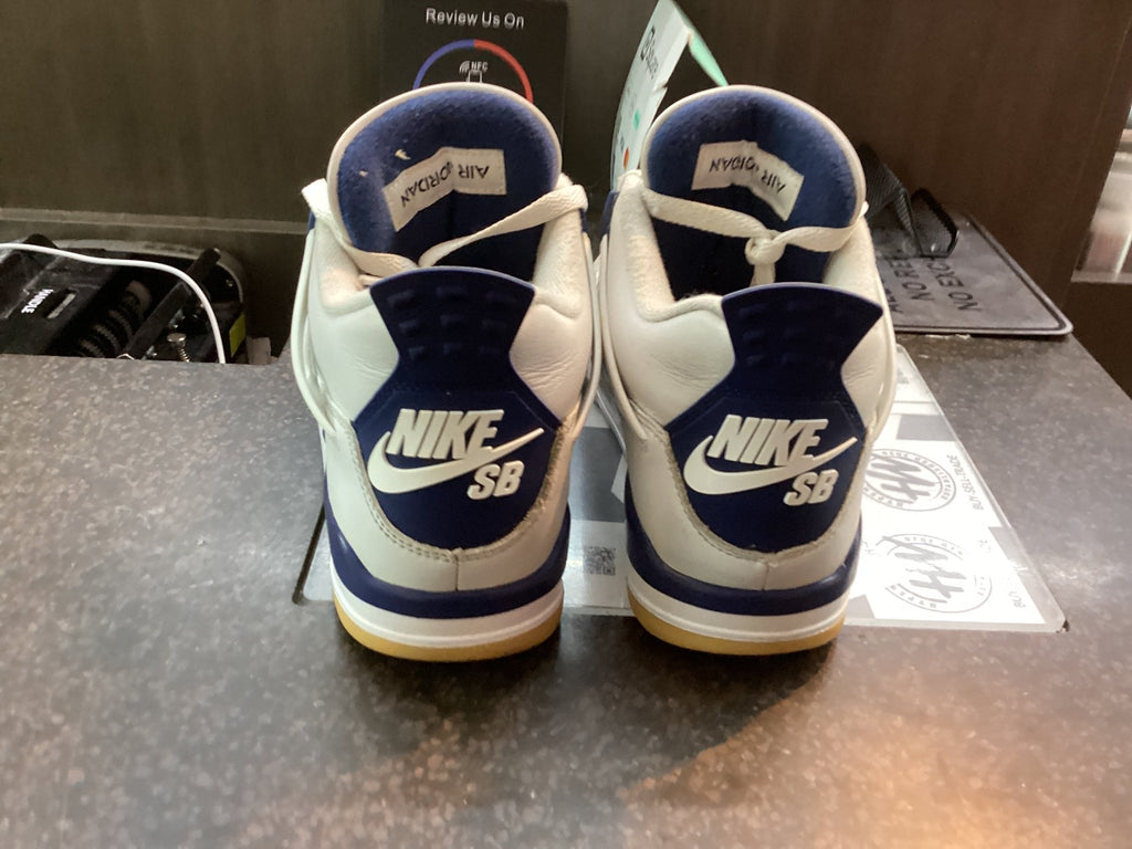 Jordan 4 Nike SB “Navy” Size 8 Preowned - Hype World