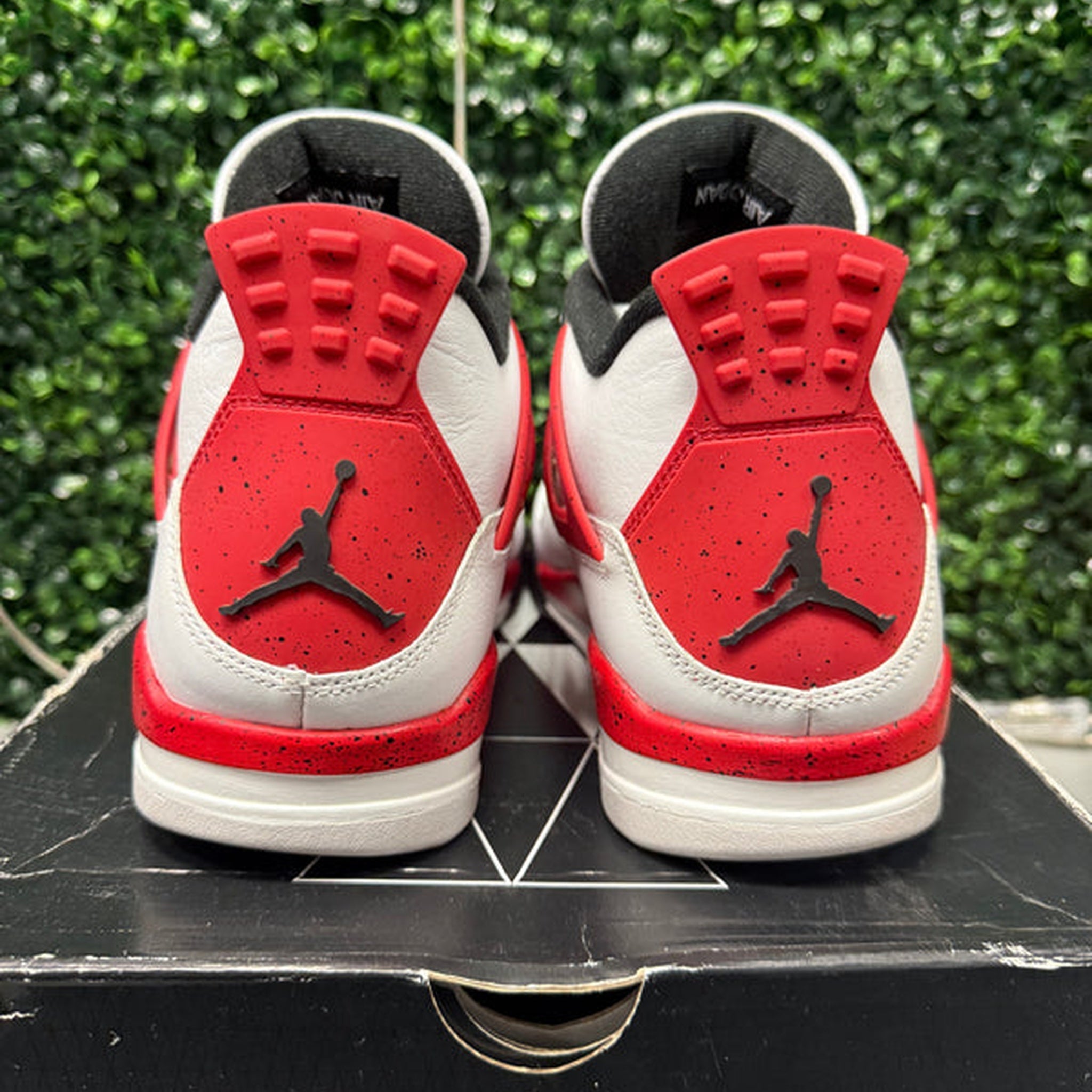 Jordan 4 "Red Cement" Size 13 Preowned - Hype World