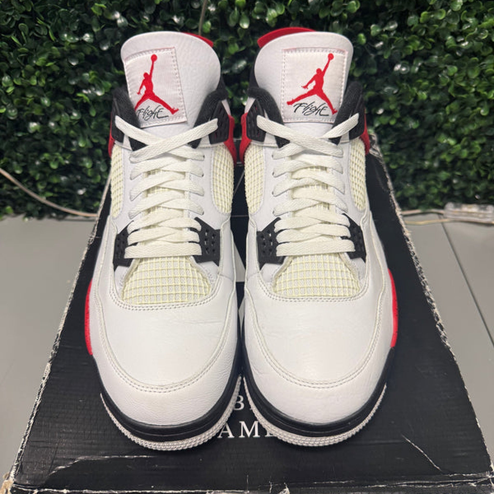 Jordan 4 "Red Cement" Size 13 Preowned - Hype World