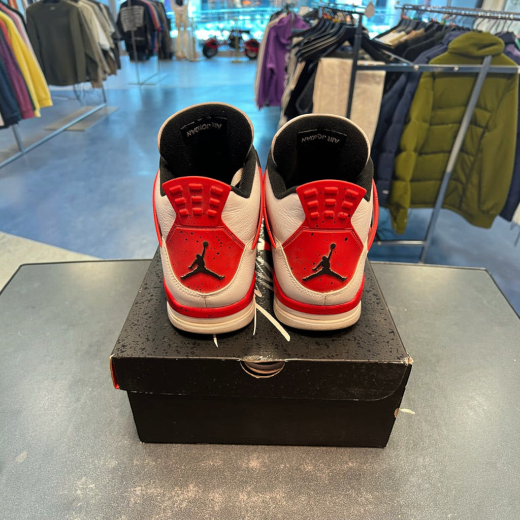 Jordan 4 "Red Cement" Size 13M Preowned - Hype World