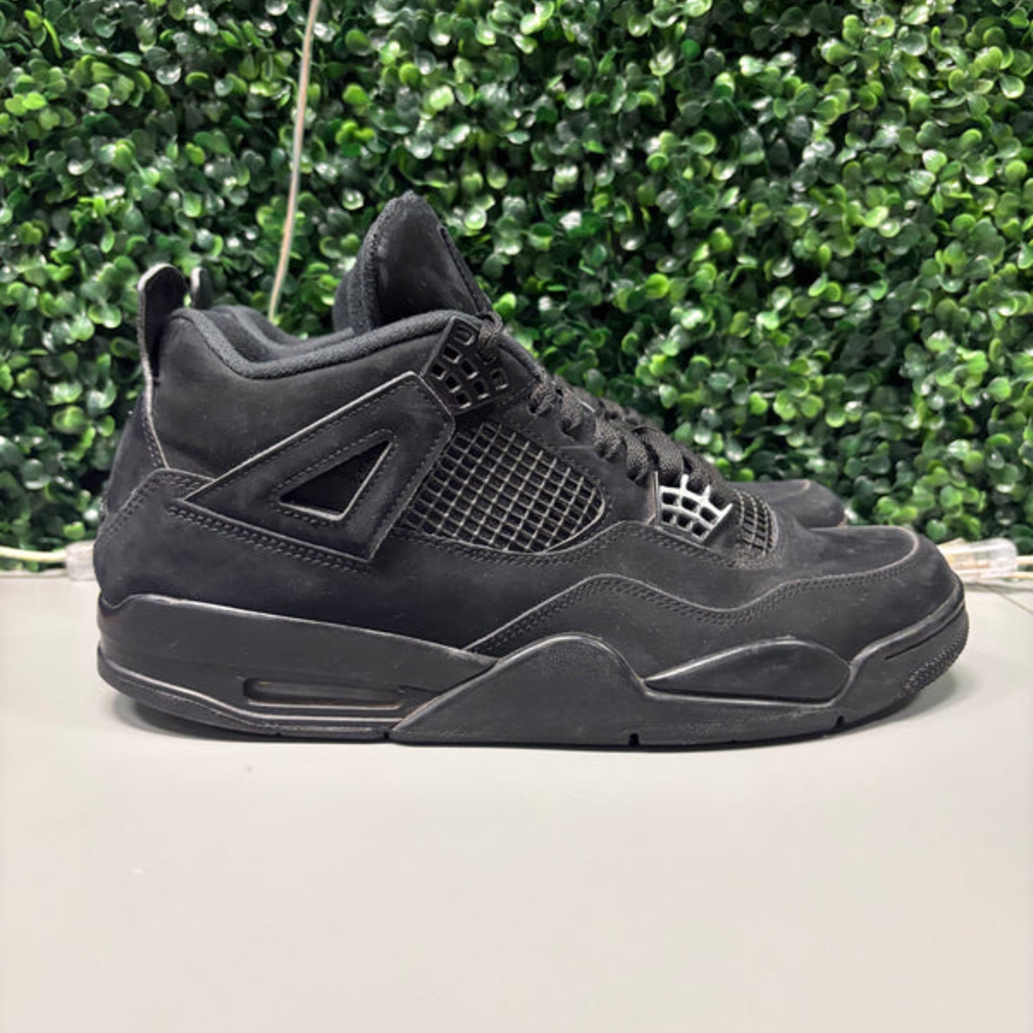 Jordan 4 Retro "Black Cat" (2020) Size 11 Preowned (No Box) - Hype World