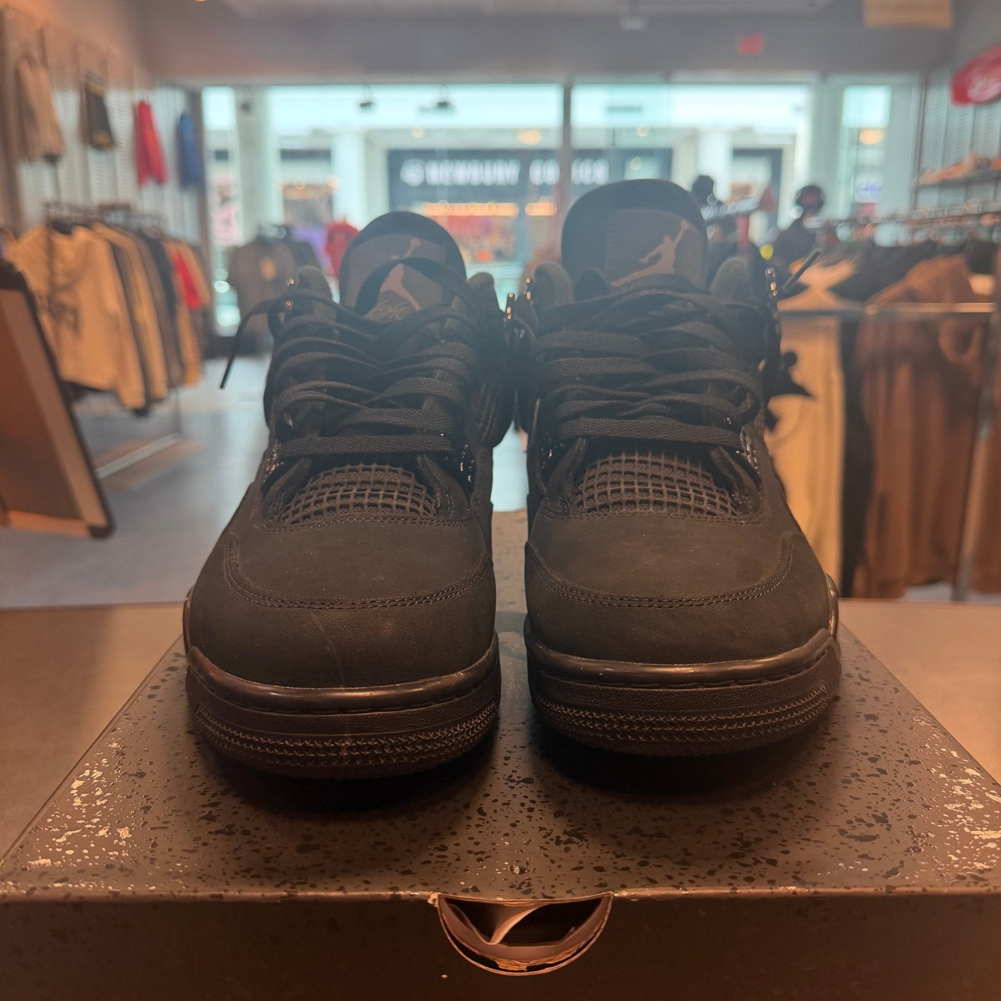Jordan 4 Retro Black Cat (2025) Size 12 Preowned - Hype World