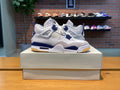 Jordan 4 SB “Navy” Size 9.5 Preowned - Hype World
