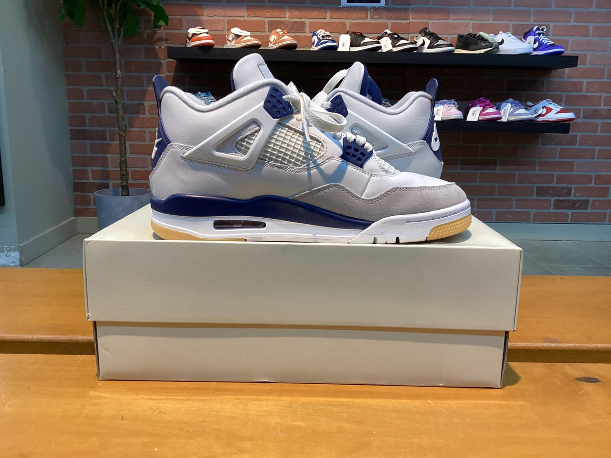 Jordan 4 SB “Navy” Size 9.5 Preowned - Hype World
