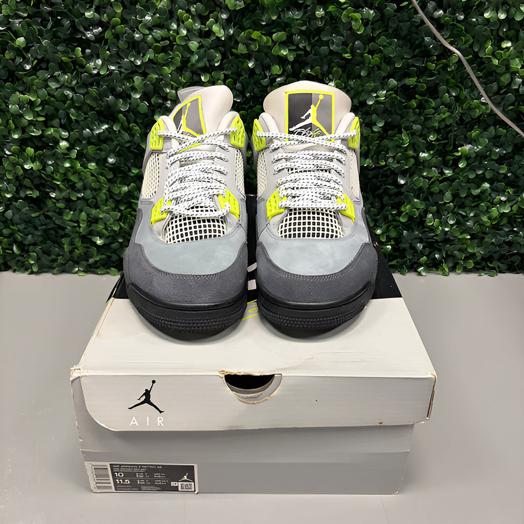 Jordan 4 "SE 95 Neon" Size 10 Preowned - Hype World