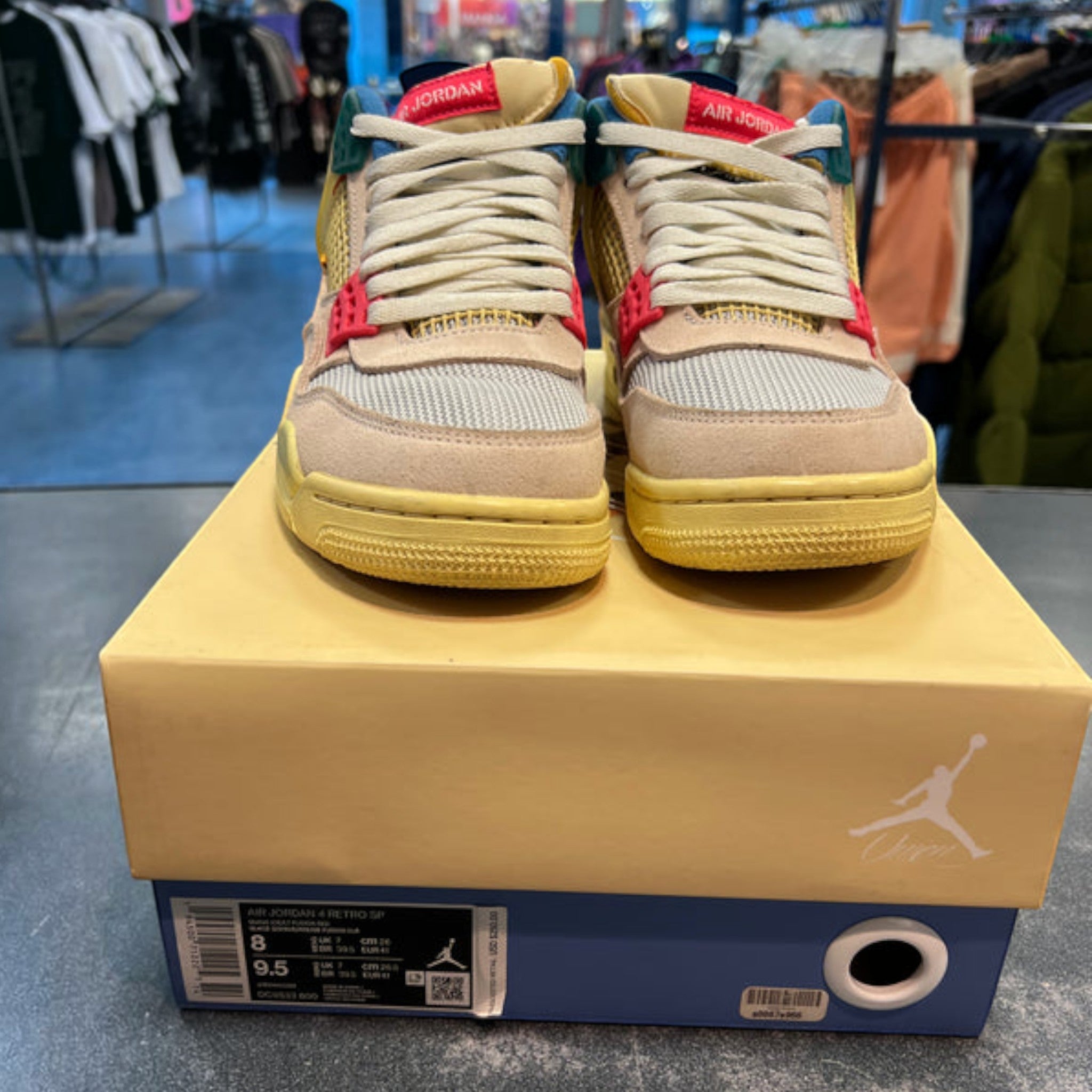 Jordan 4 "Union Guava ice" Size 8M Preowned - Hype World