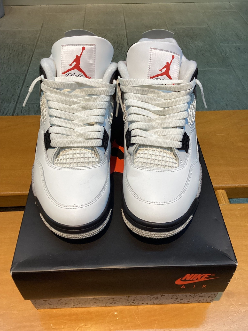 Jordan 4 “White Cement” Size 10.5 Preowned - Hype World