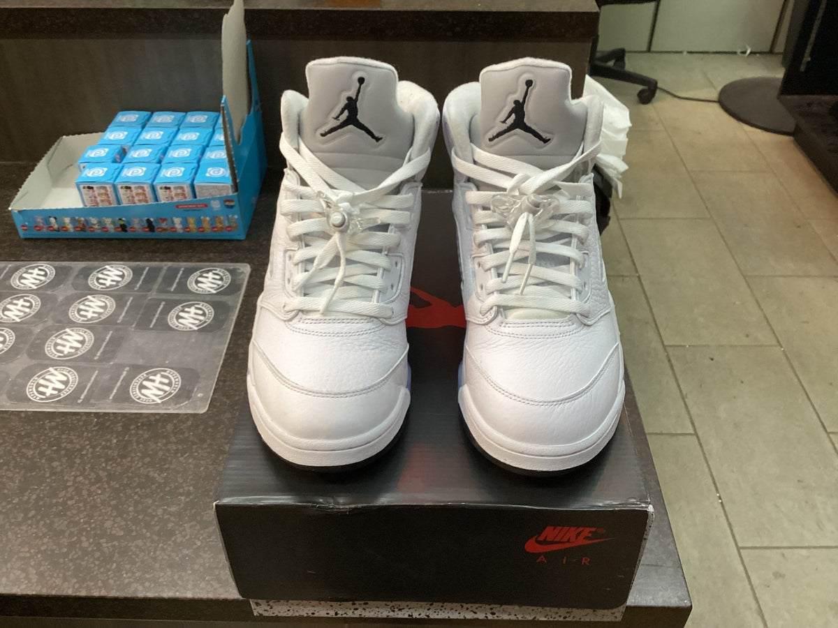 Jordan 5 “White Metallic” Preowned Size 10 - Hype World