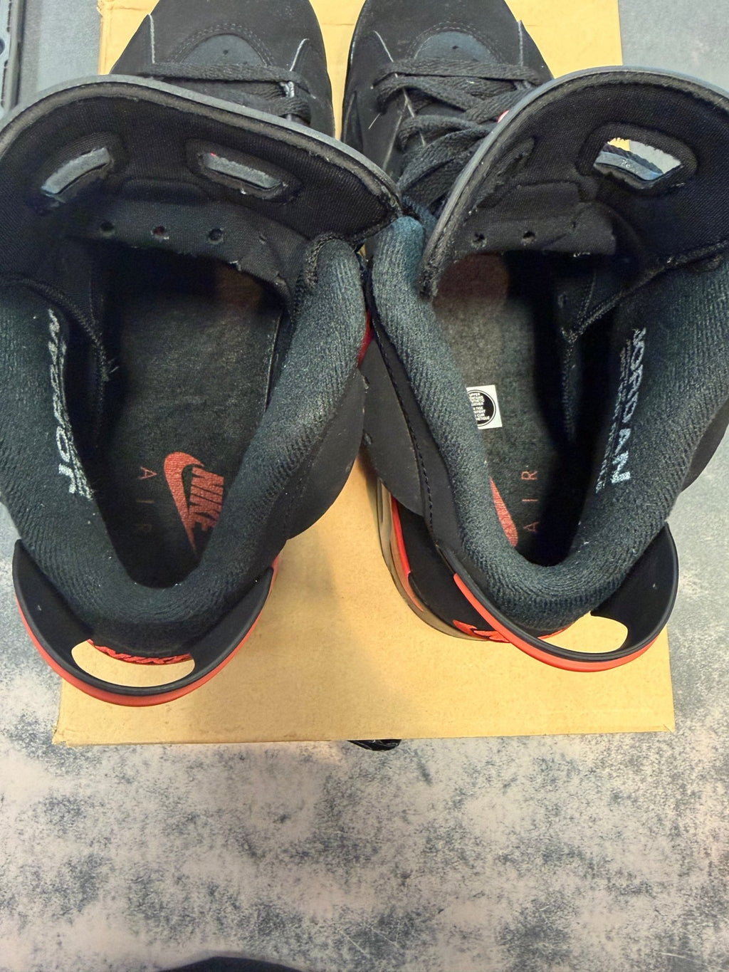 Jordan 6 Retro "Infrared Salesman" Size 10 Preowned - Hype World