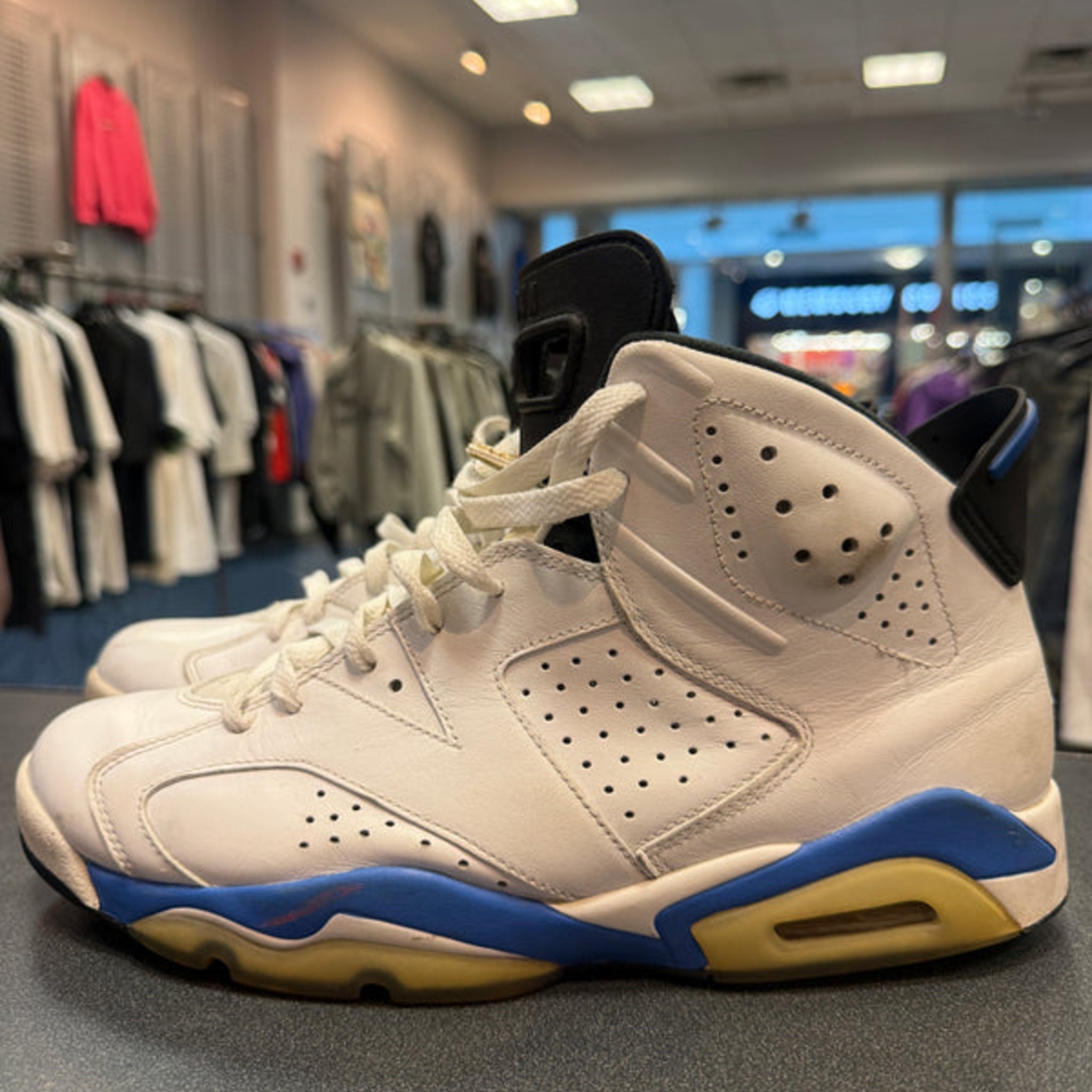Jordan 6 "Sport Blue" (2014) Size 11 Preowned (NO BOX) - Hype World