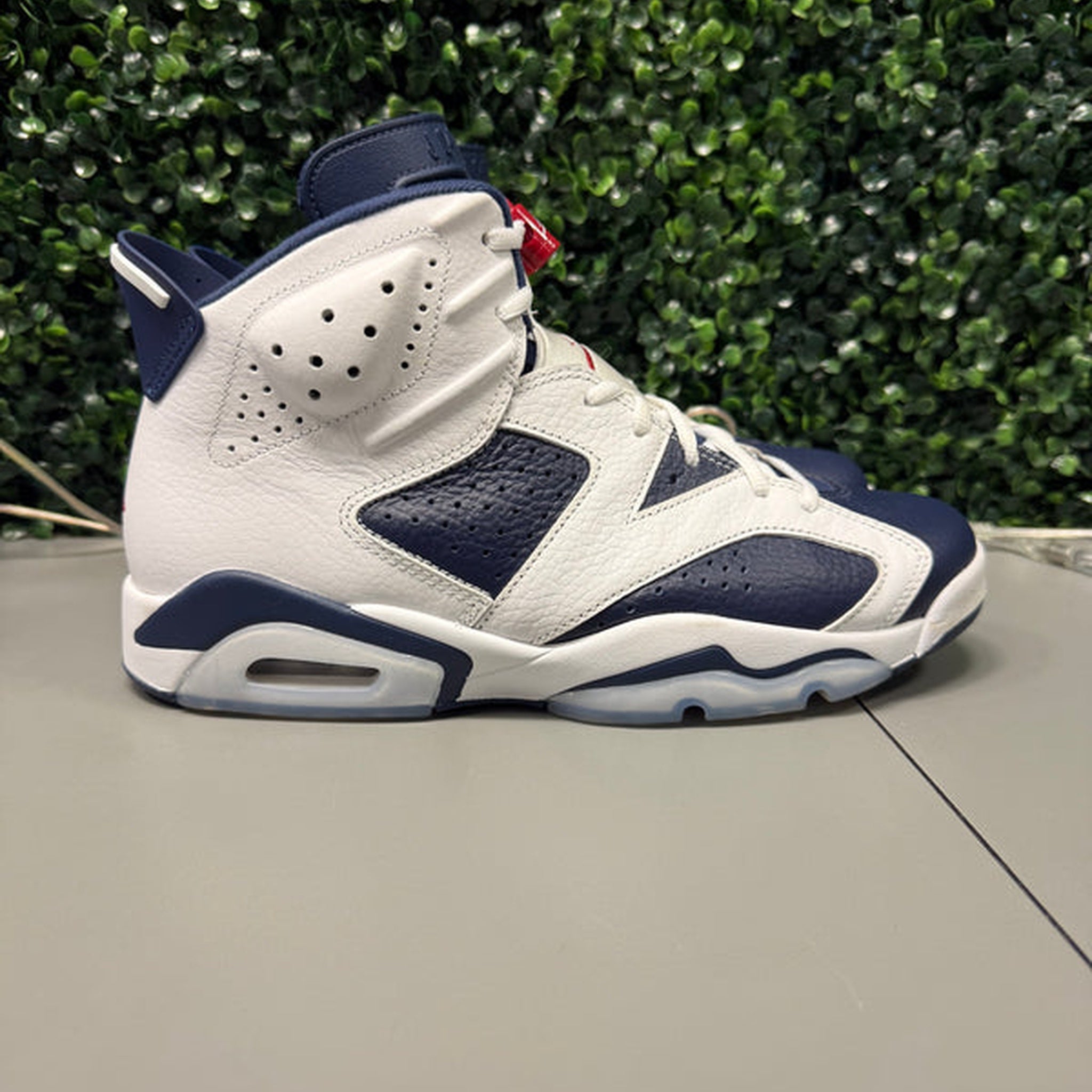 Jordan 6 "Olympics" Size 11 Preowned