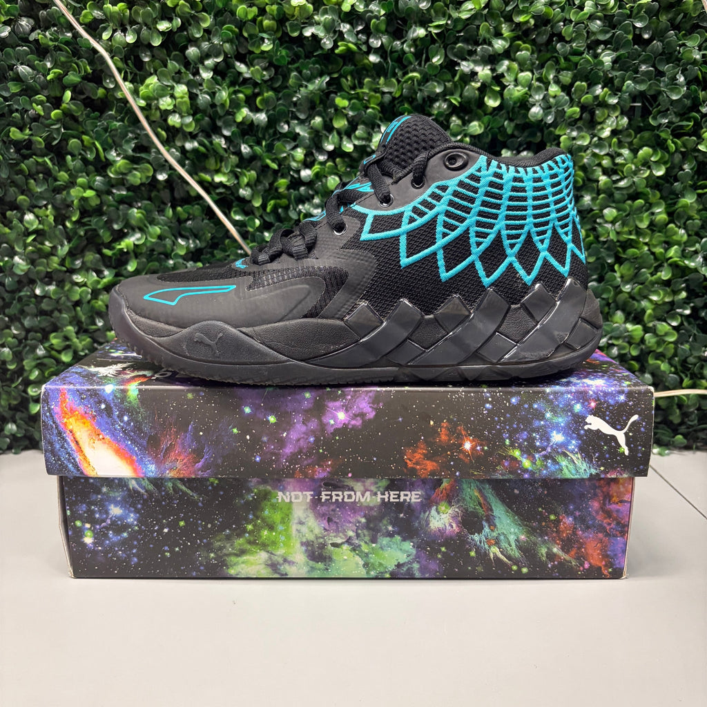 MB.01 "Buzz City" Size 8.5 Preowned - Hype World