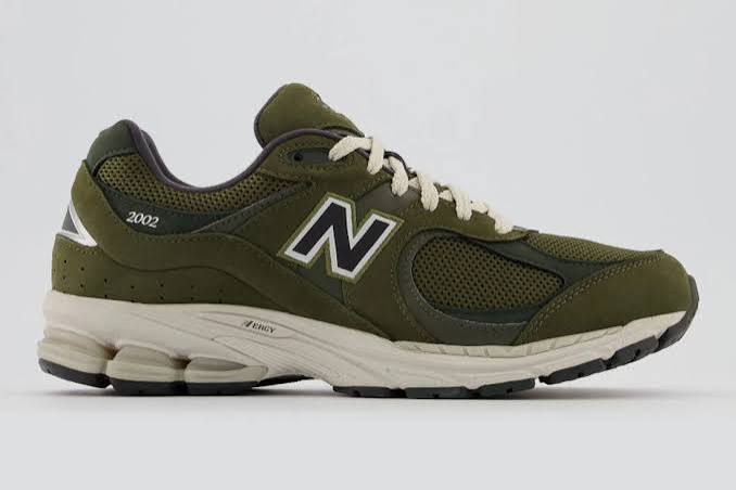 New Balance 2002R Dark Olive - Hype World
