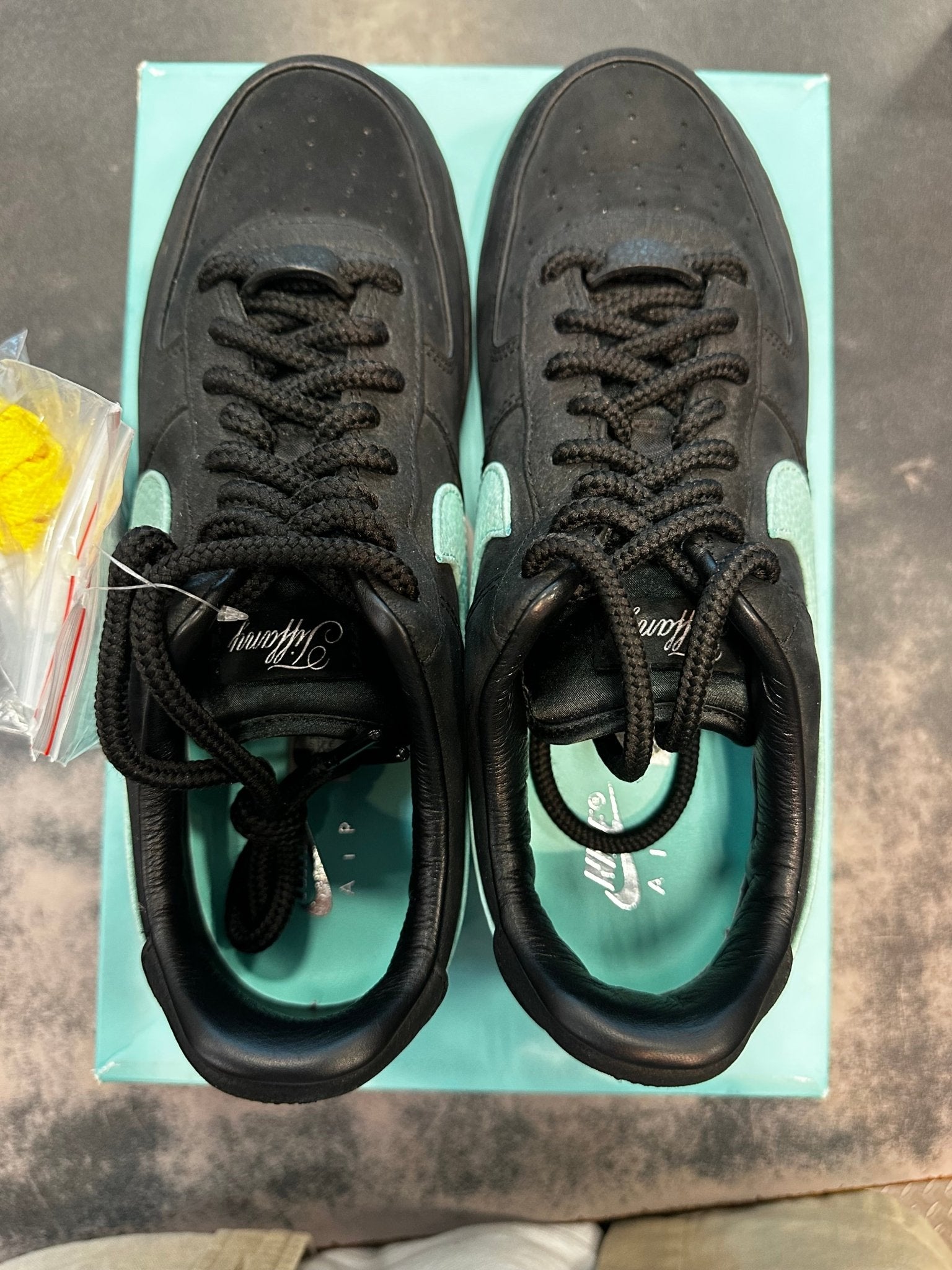 Nike Air Force 1 Low Tiffany & Co. 1837 "Size 9 Preowned - Hype World