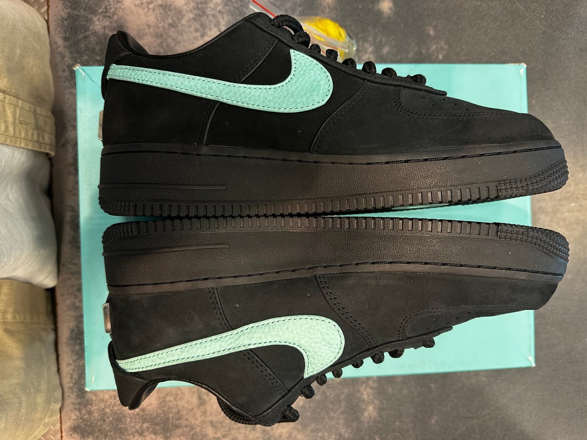 Nike Air Force 1 Low Tiffany & Co. 1837 "Size 9 Preowned - Hype World