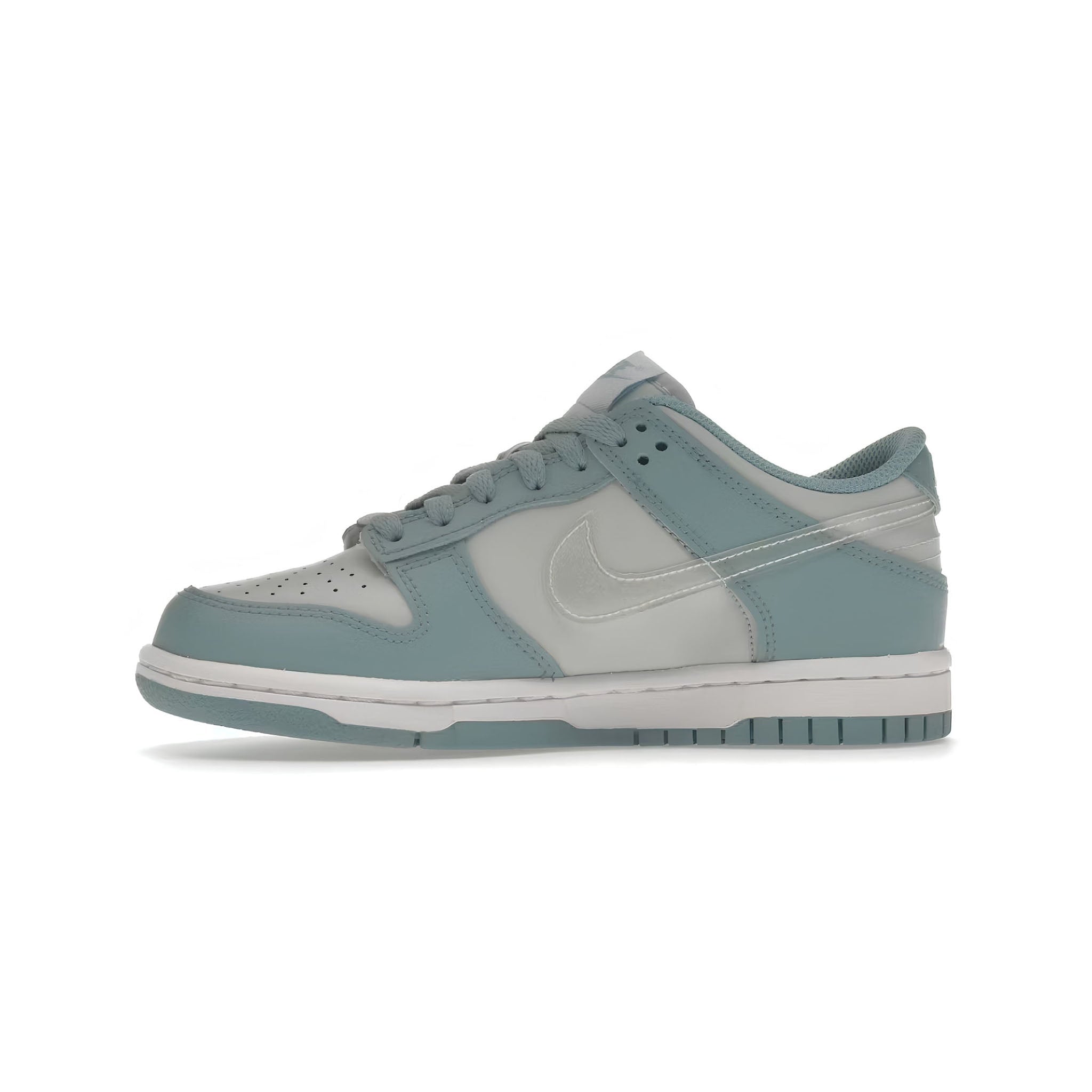 Nike Dunk Low "Clear Blue Swoosh" GS - Hype World