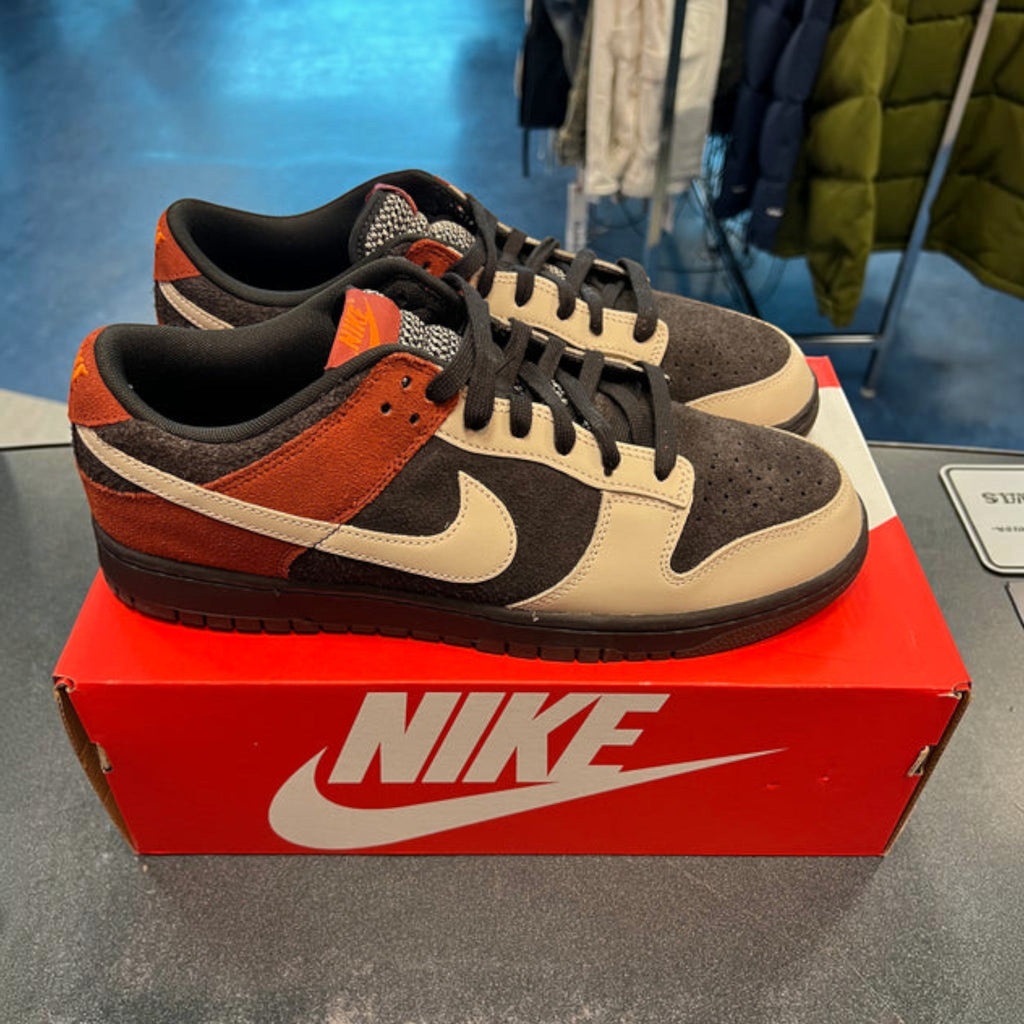 Nike Dunk Low "Red Panda" Size 12M Preowned - Hype World
