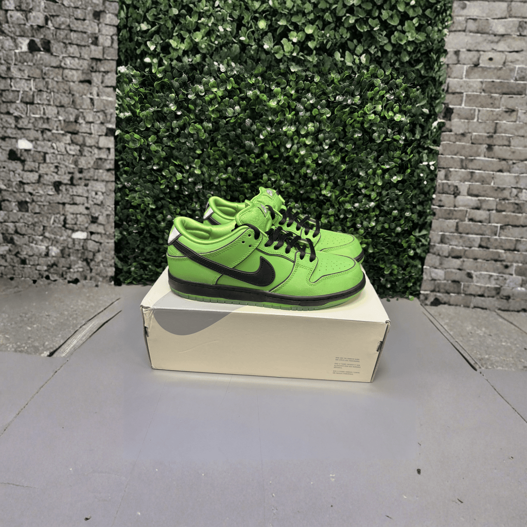 Nike Dunk Low SB Power Puff "Buttercup" Size 9.5 Preowned - Hype World