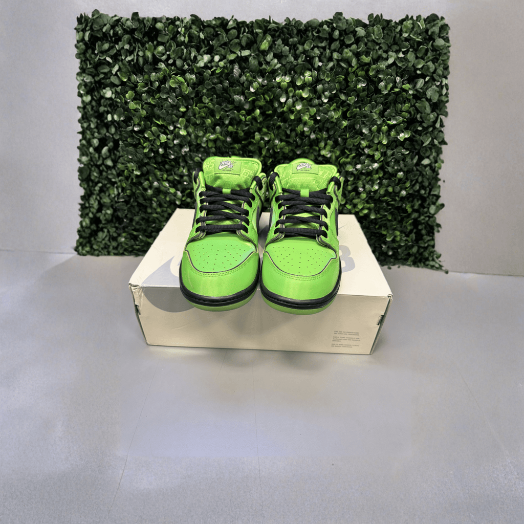 Nike Dunk Low SB Power Puff "Buttercup" Size 9.5 Preowned - Hype World