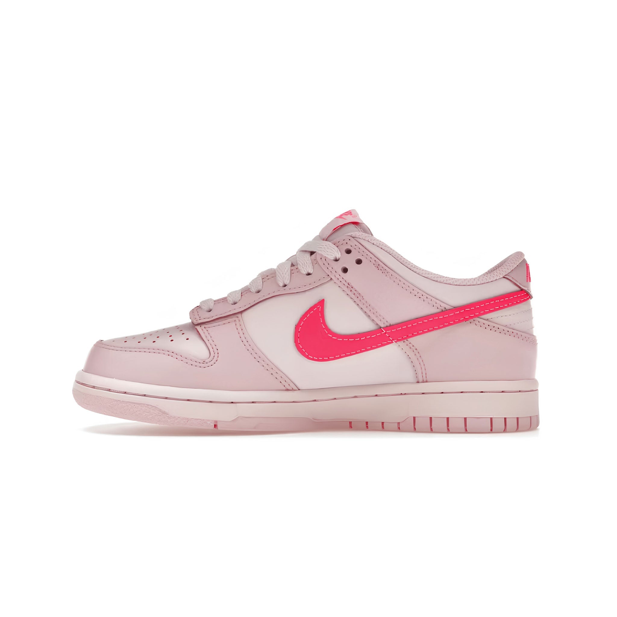 Nike Dunk Low "Triple Pink" (GS) - Hype World