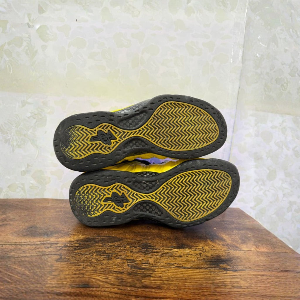 Nike Foamposite “Wu-Tang Yellow” Size 9 Preowned - Hype World