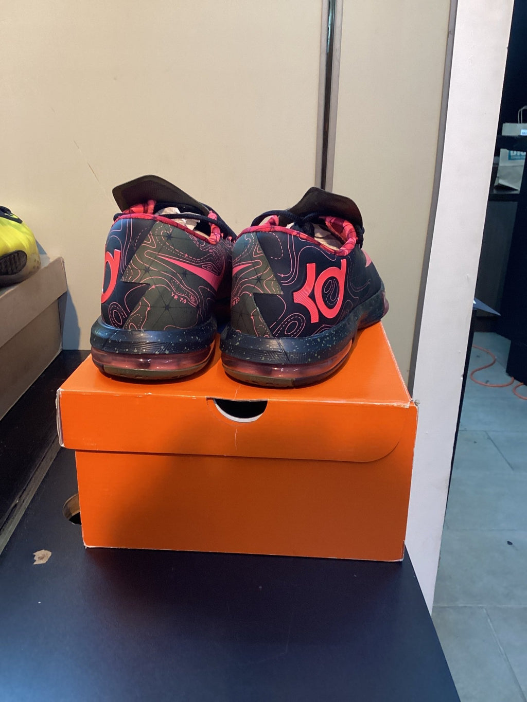 Nike Kd VI “Meteorology” Size 10 Preowned with box - Hype World
