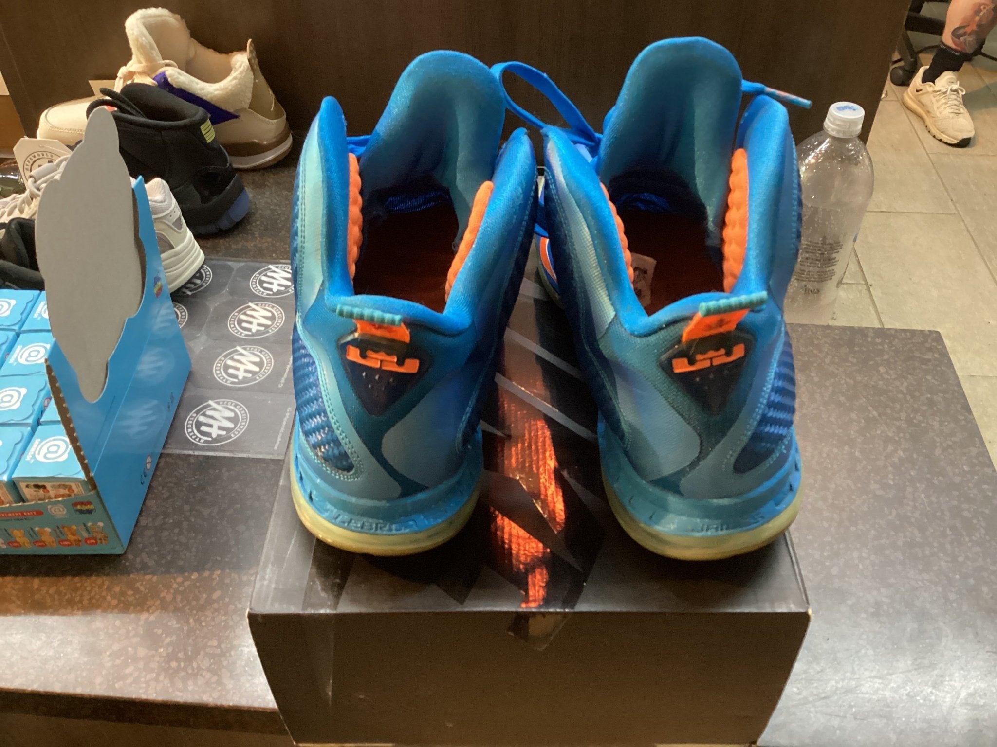 Nike LeBron 9 “China” Preowned Size 10.5 Rep Box - Hype World