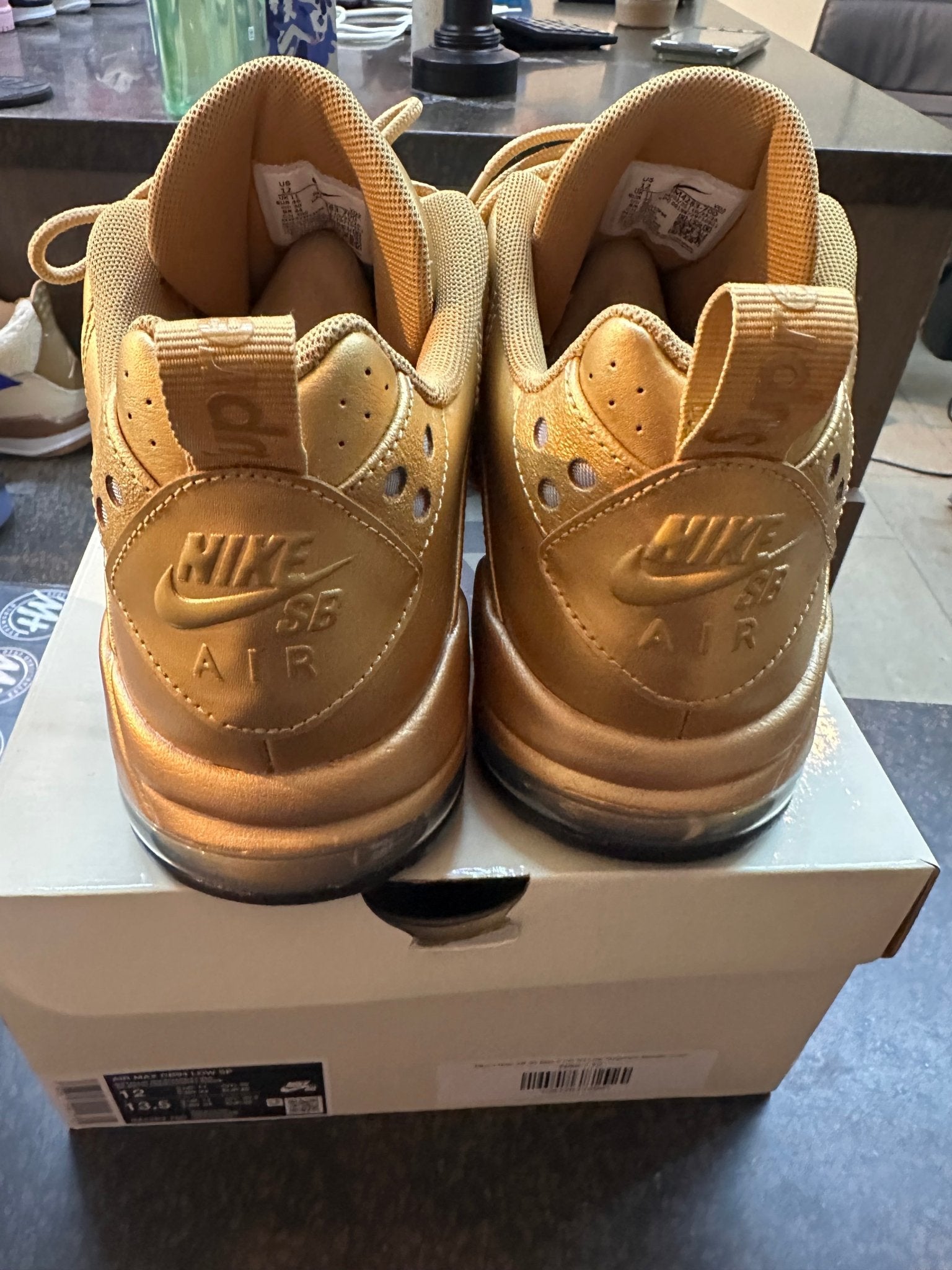 Nike SB Air Max 2 CB 94 Low (Supreme Metallic Gold) Preowned - Hype World