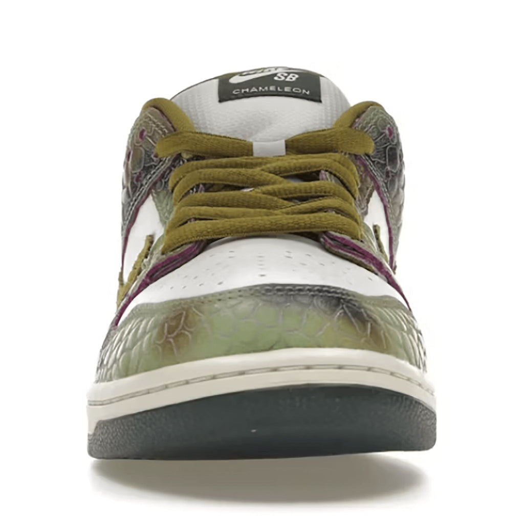 Nike SB Dunk Low “Alexis Sablone Chameleon” - Hype World