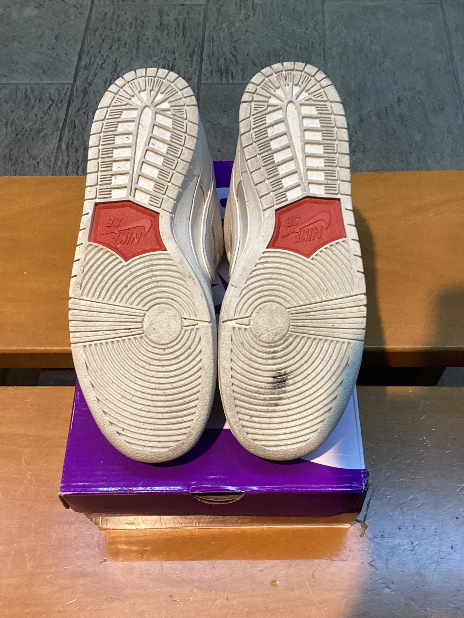 Nike SB Dunk Low (City of Love Light Bone) Preowned - Hype World