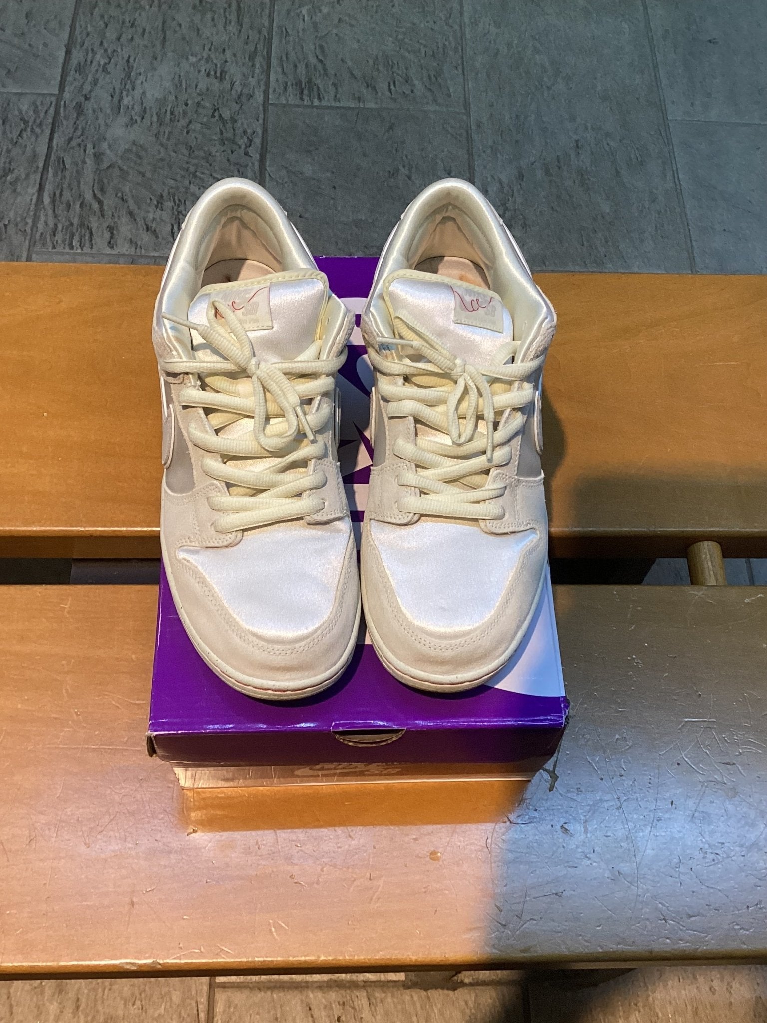 Nike SB Dunk Low (City of Love Light Bone) Preowned - Hype World