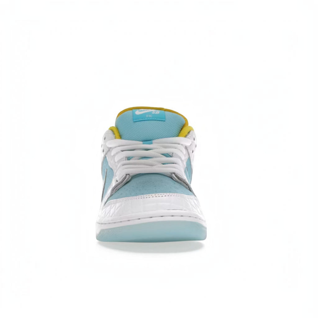 Nike SB Dunk Low “FTC Lagoon Pulse” - Hype World