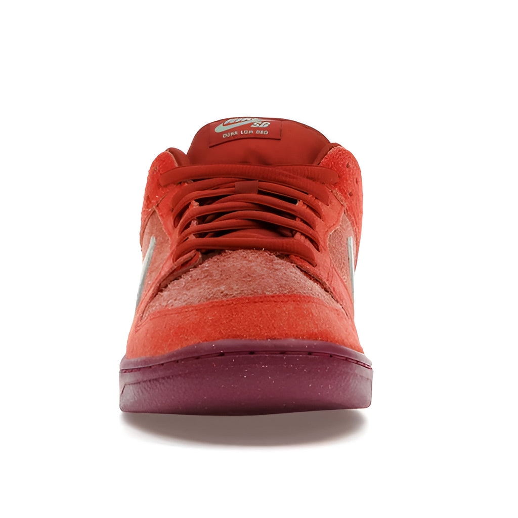 Nike SB Dunk Low “Mystic Red Rosewood” - Hype World