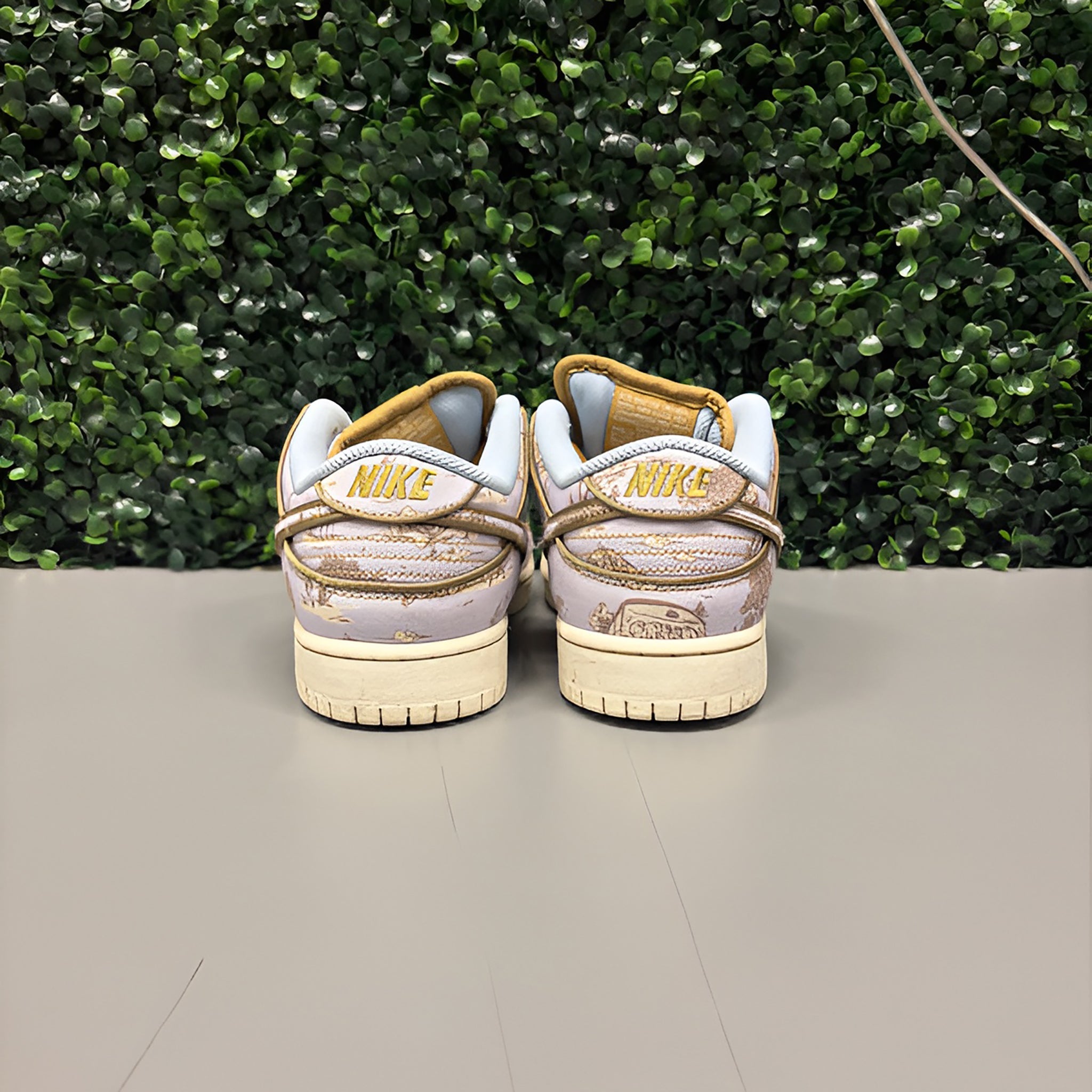Nike SB Dunk Low Premium "City of Style" Size 6.5 Preowned (No Box) - Hype World