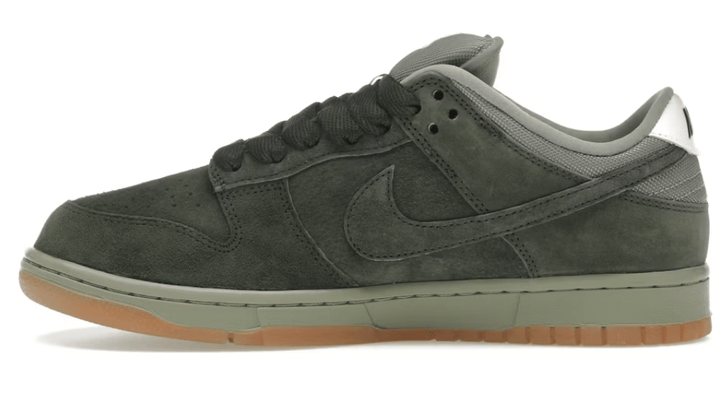 Nike SB Dunk Low Pro B "Sequoia" - Hype World
