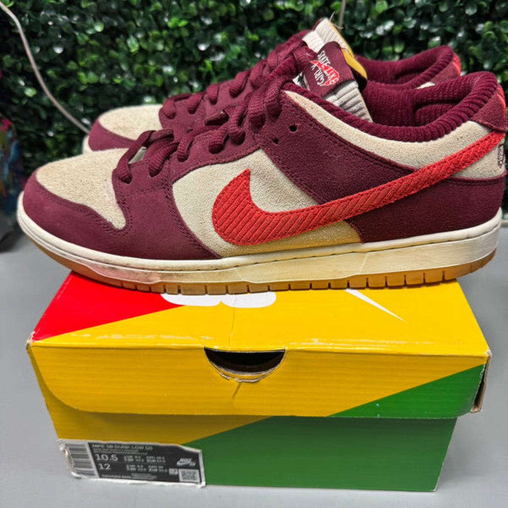 Nike SB Dunk Low "Skate Like A Girl" Size 10.5 Preowned - Hype World