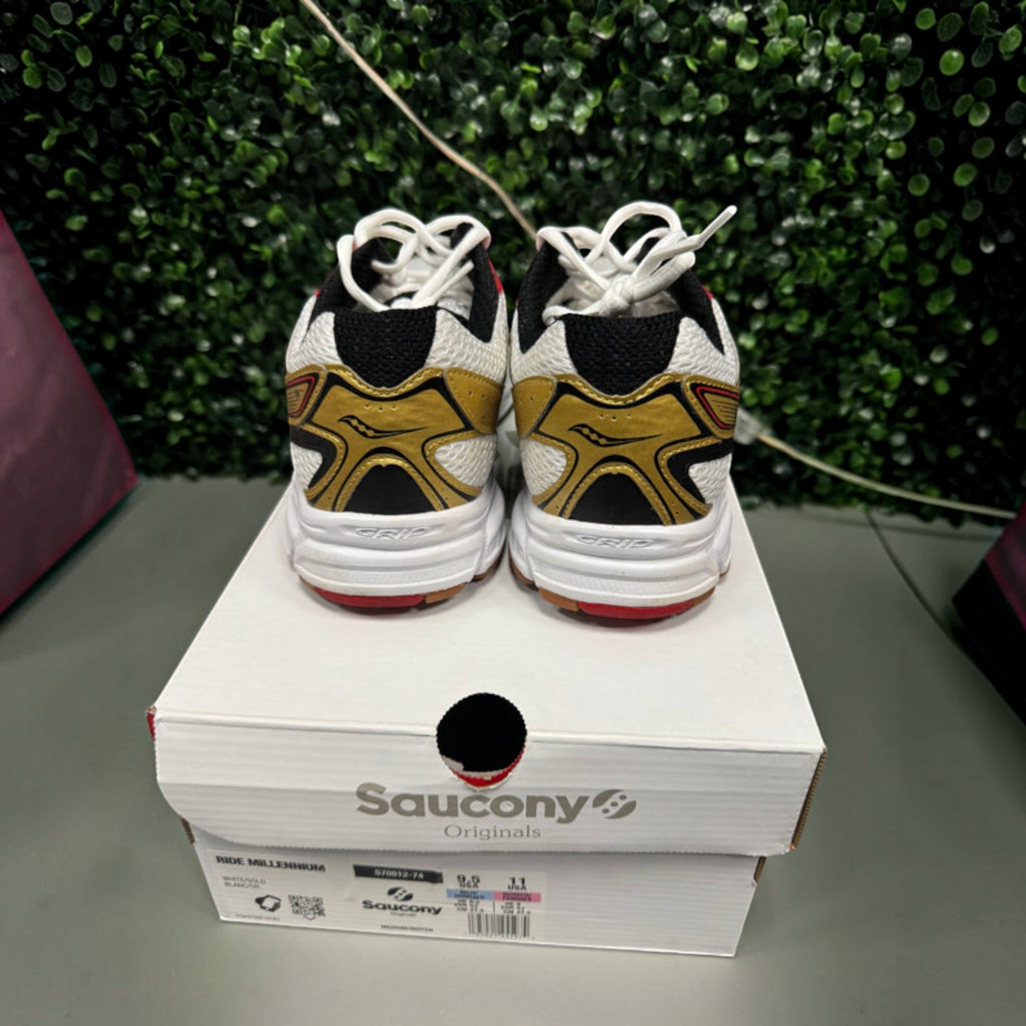 Saucony Ride Millennium OG "Olympian" Size 9.5 Preowned - Hype World
