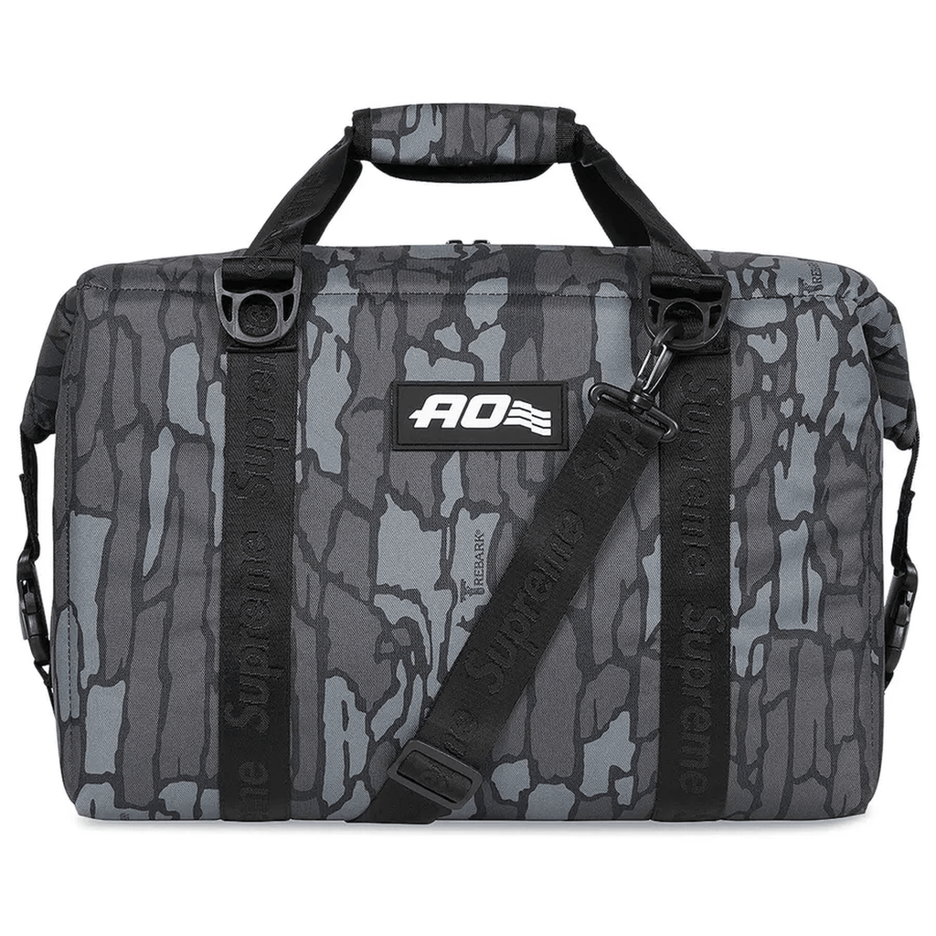 Supreme x AO 24-Pack Cooler Bag 'Trebark Camo' - Hype World