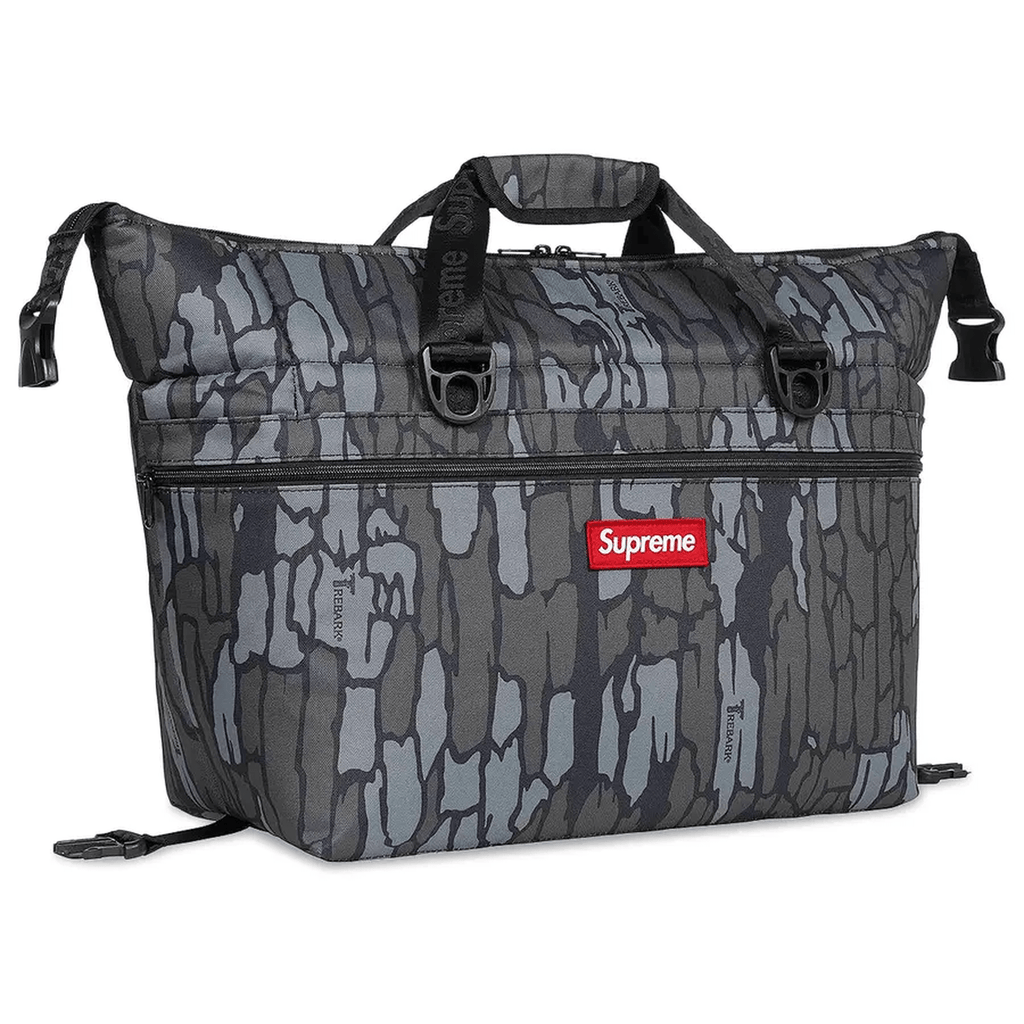 Supreme x AO 24-Pack Cooler Bag 'Trebark Camo' - Hype World