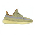 Yeezy 350 V2 "Marsh" - Hype World