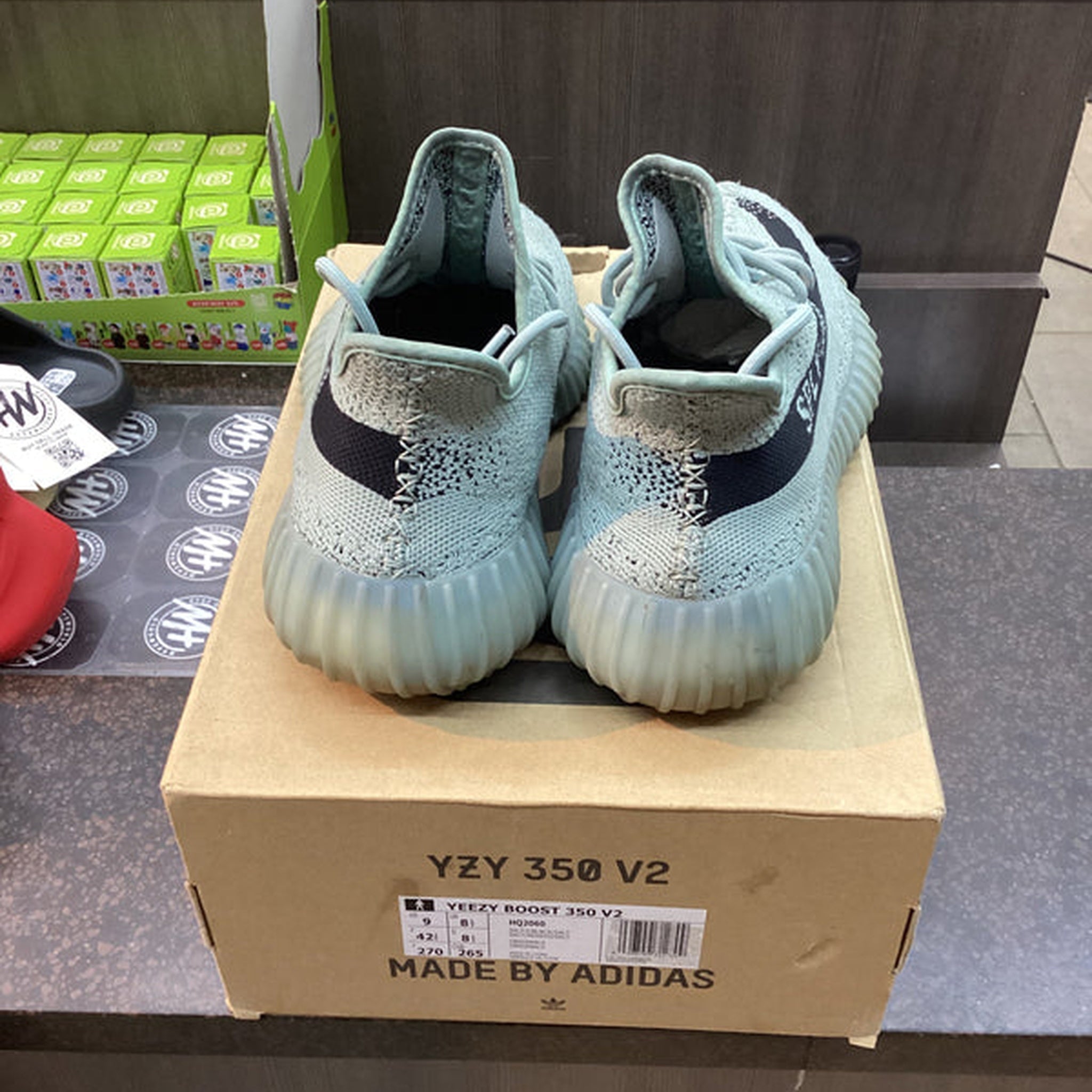 Yeezy 350 v2 “Salt” Size 9 Preowned - Hype World