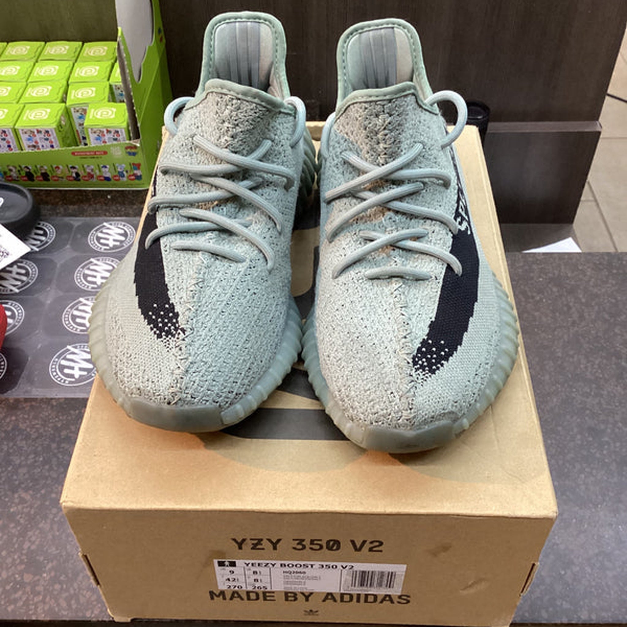 Yeezy 350 v2 “Salt” Size 9 Preowned - Hype World