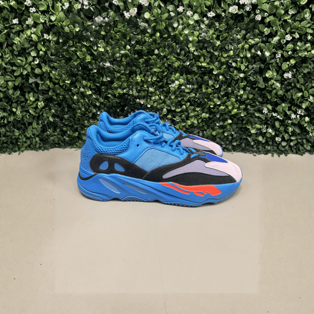 Yeezy 700 Hi-"Res Blue" Size 13.5 Preowned - Hype World
