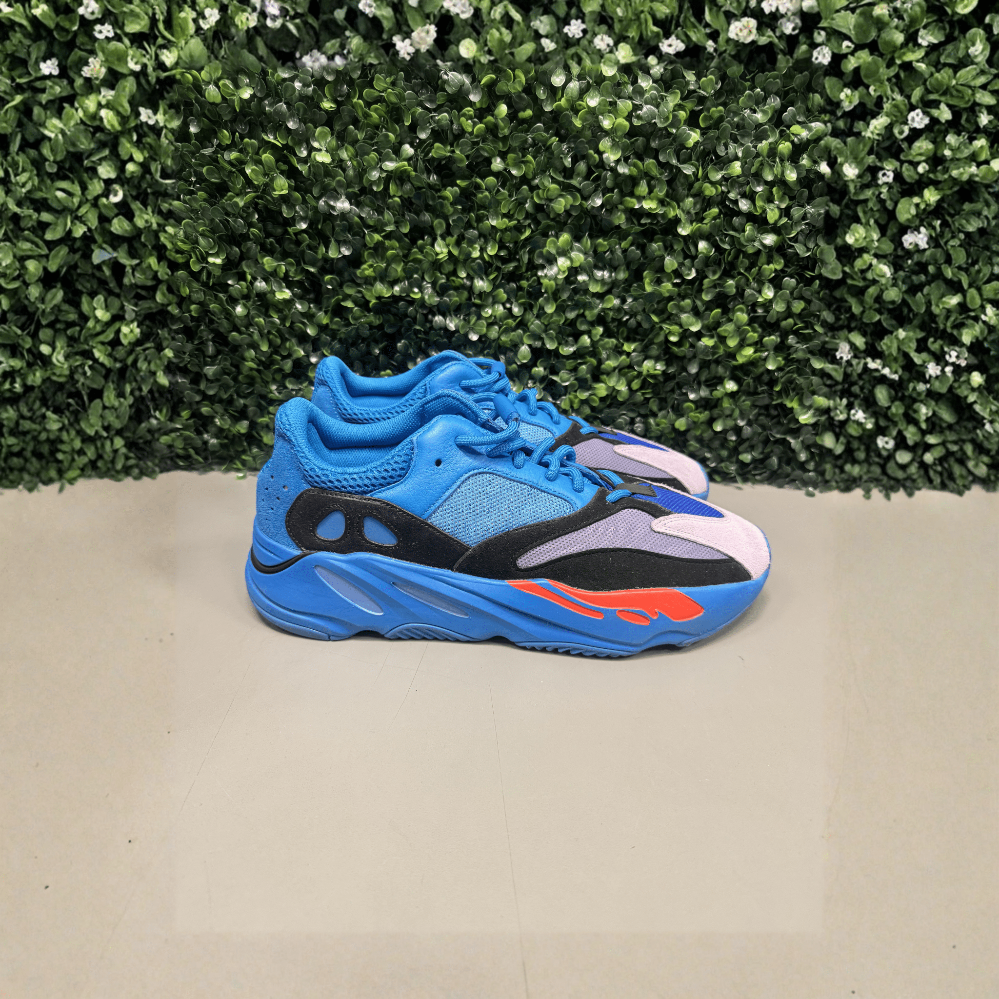 Yeezy 700 Hi-"Res Blue" Size 13.5 Preowned - Hype World