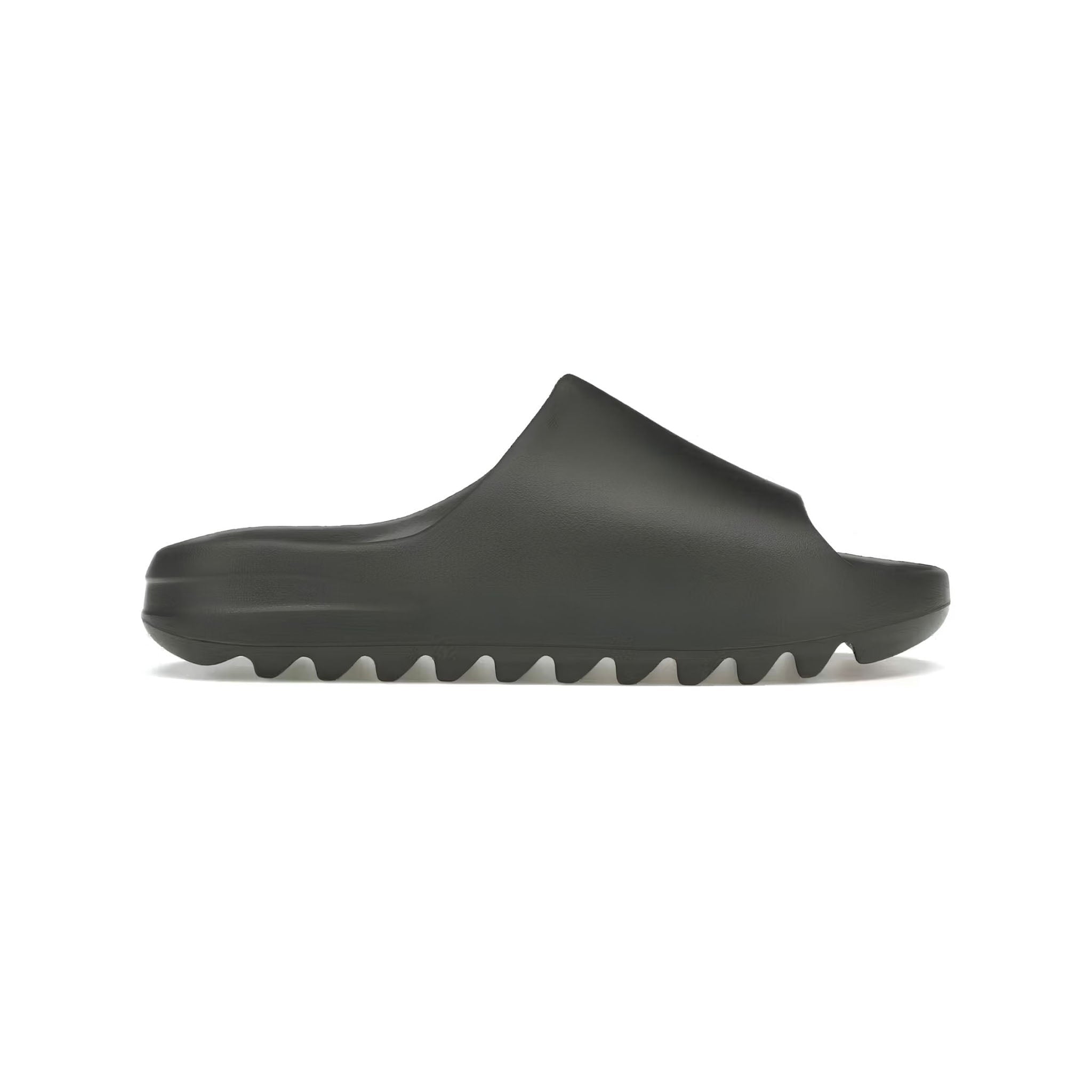 Yeezy Slide “Dark Onyx” - Hype World